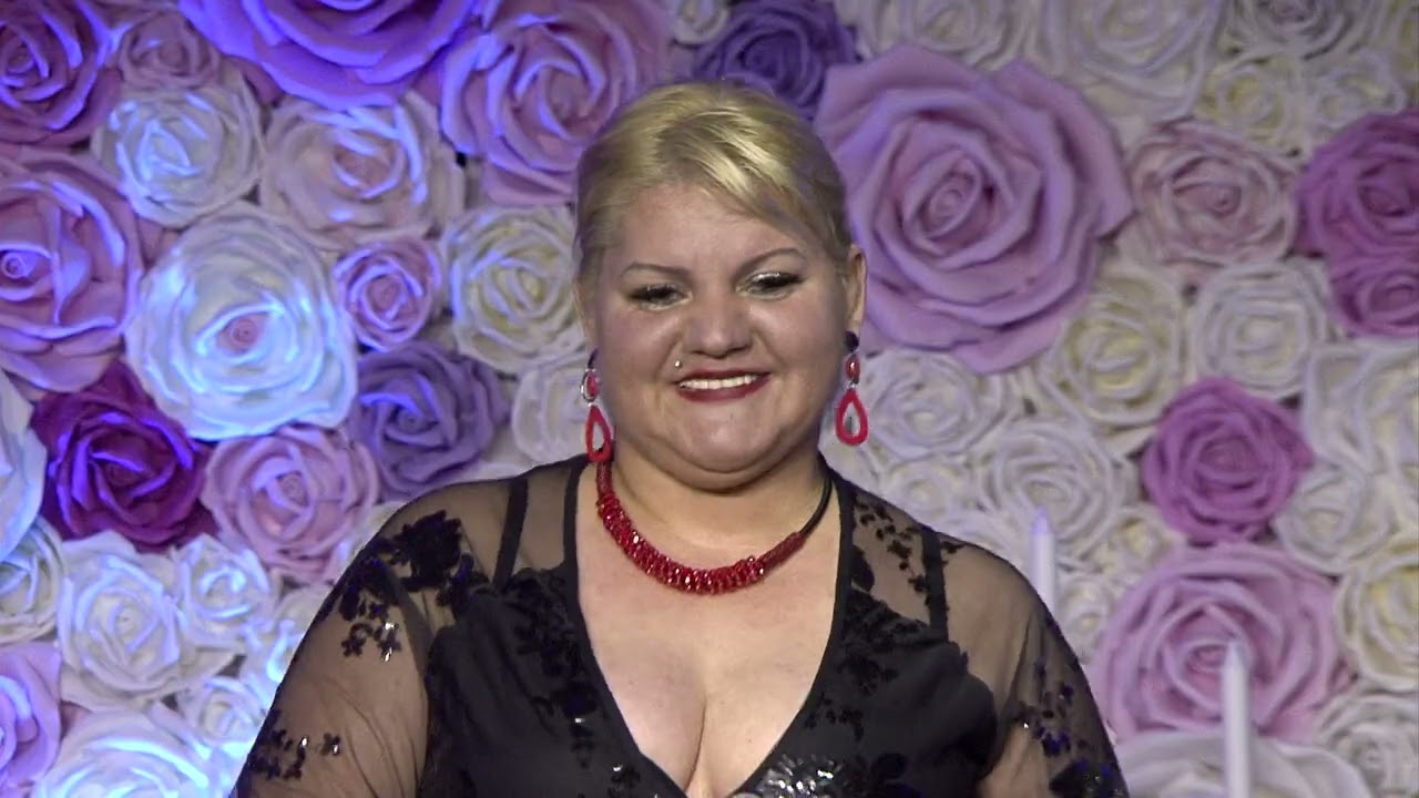 Mulatós Kata - Alacsony a Tisza vize / Szeress nagyon