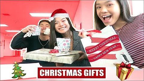 CHRISTMAS GIFT EXCHANGE | Vlogmas Day 13