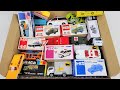 トミカ「働く車」のミニカーを箱に戻す☆しかし、１台だけトミカではありません！Only one is not a Tomica minicar! working car