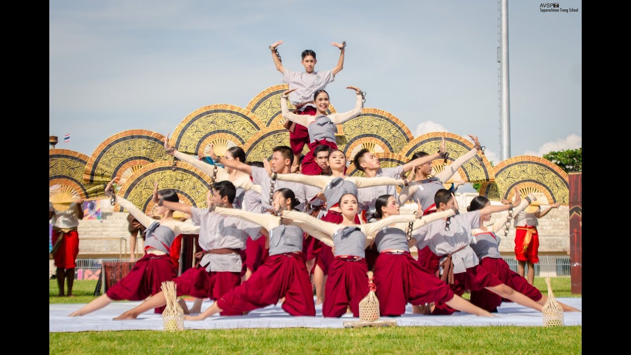 การแสดงเชียร์ลีดเดอร์ คณะสีแดง | สภาราชินีเกม 2562