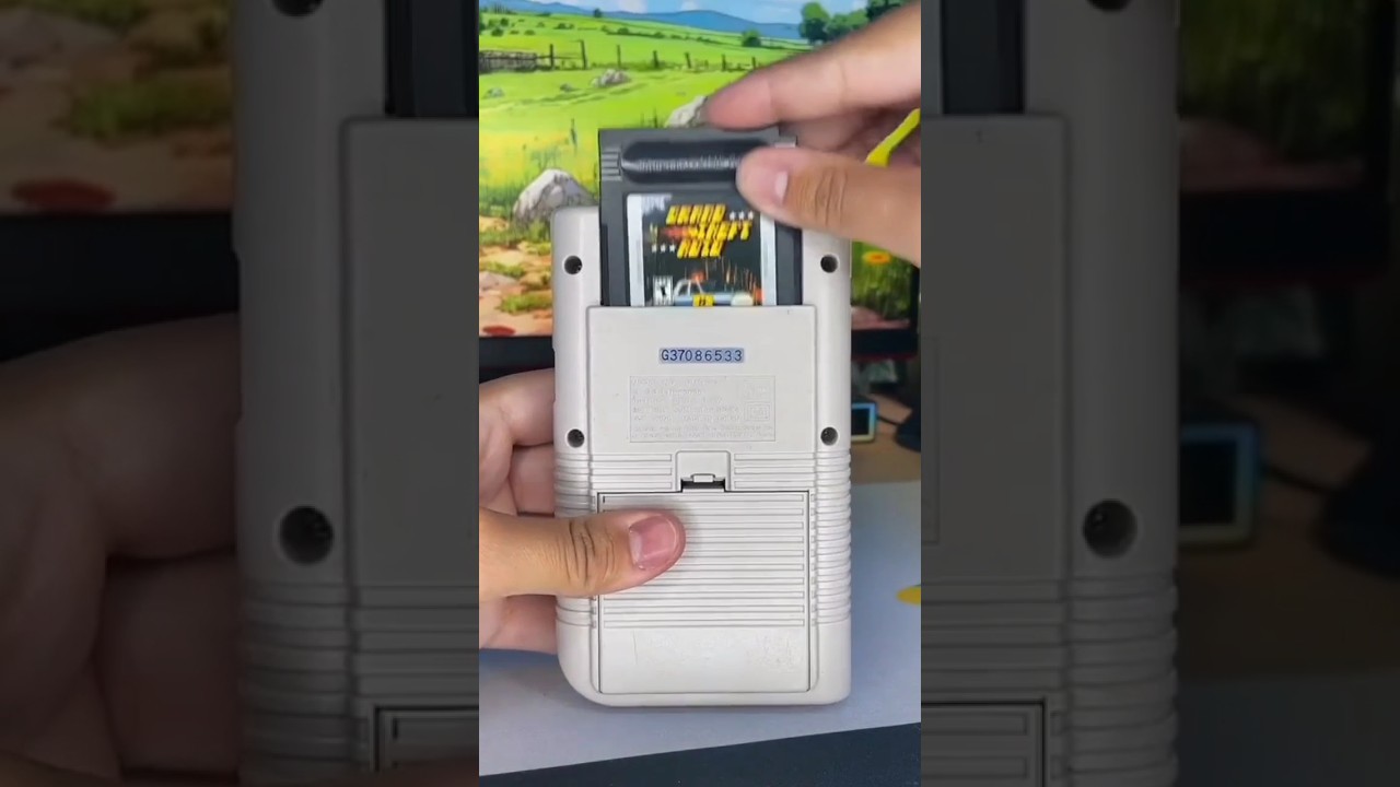 playing GTA 1 on Nintendo Gameboy 