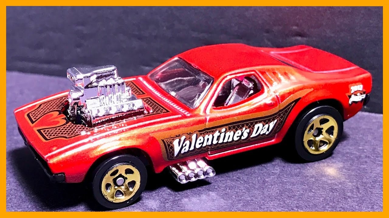 Rodger Dodger Valentine Track Test & Review - Hot Wheels - YouTube