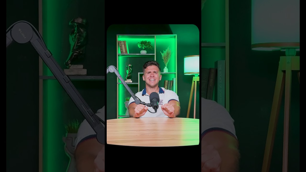 Еще не одна девушка мне не отказывала. 