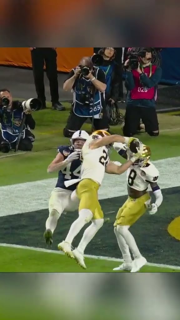 Should this have been called pass interference? ?