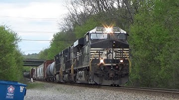 NS ES44DC 7716 w/ Nice K5HL Leads Manifest 171 on 4/17/20