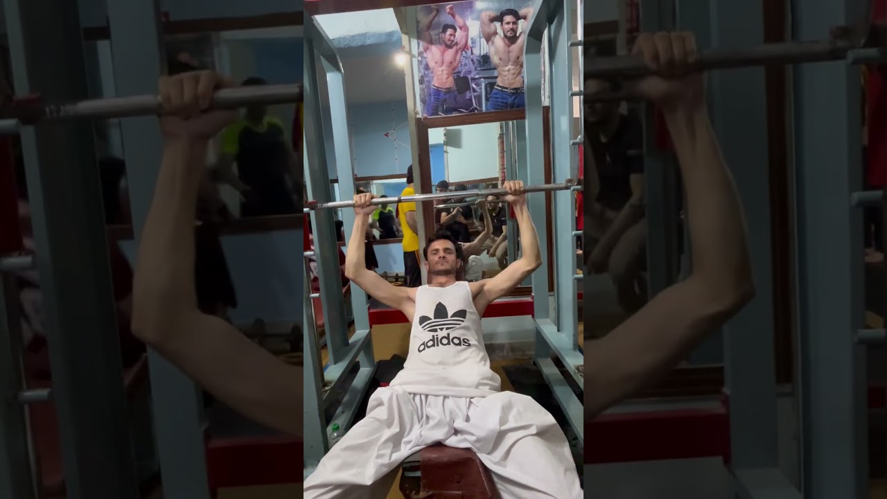 Ali Zeb gym video 💪🏻🏋️ 