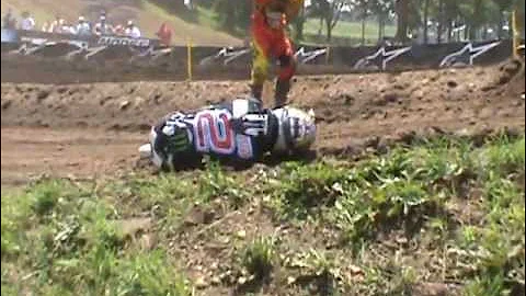 Villipoto/Hahn/Lichtle crash at Red Bud 2011