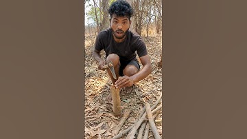 Essential Axe Safety: 🤌Protect Your Fingers! #camping #survival #outdoors #lifehacks #diy