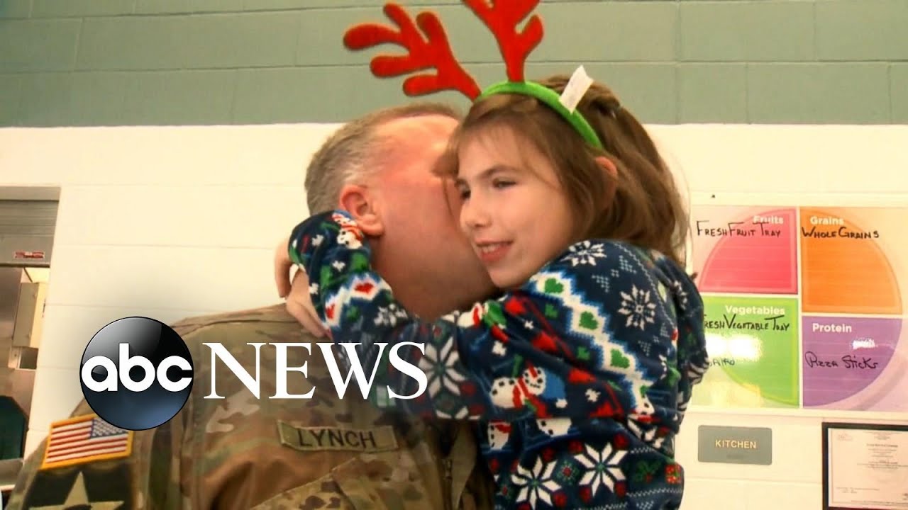 Communities across the U.S. display the meaning of Christmas | ABC News