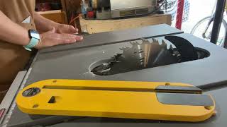 Remove riving knife from Dewalt 7491 tablesaw - FAST #Dewalt749 #tablesaw #diy #woodworking