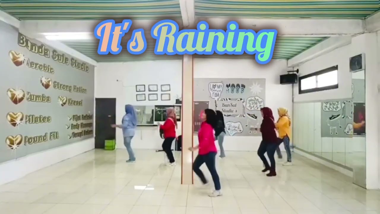 It's Raining - Line Dance /Choreo : Caecilia Maria Fatruan / Demo : SSBS - LD Class