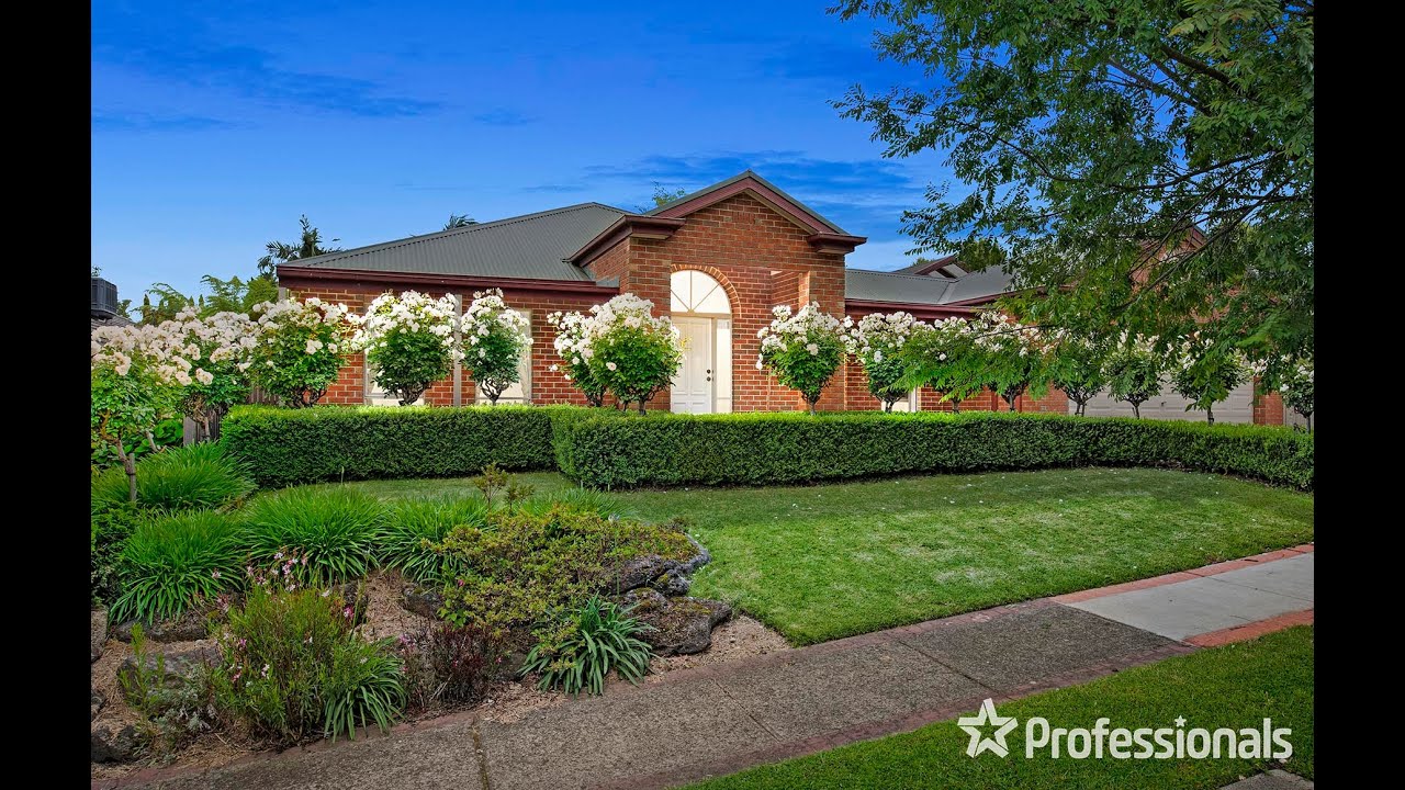 6 Meadowbank Avenue, Chirnside Park YouTube