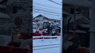 除雪車を発見　上市町 除雪車 はたらくくるま 雪景色 雪