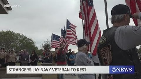 Strangers gather to lay U.S. Navy Seaman Recruit veteran to rest