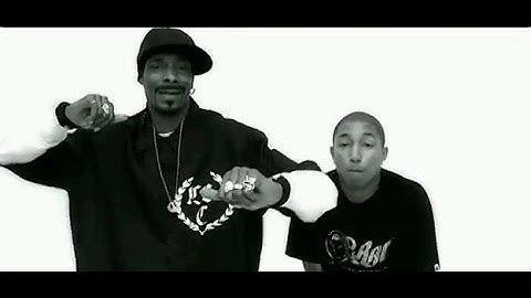 Snoop Dogg ft. Pharrell - Drop It Like It