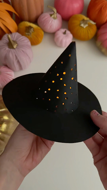 DIY #witch hat lantern super easy made with paper! #halloween #halloweencrafts #harrypotter #diy