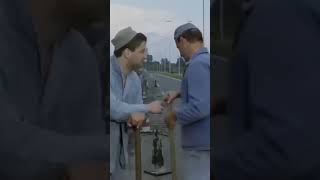 Konsul - Więzień Osadzony Piotr Fronczewski W Pracy