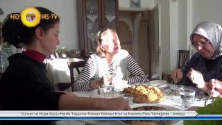 Günseli Ve Hülya Akyüz-Hanife Taşpunar-Rüksan Sökmen Kısır Ve Kapama Pilav Yemeğinde - Antalya
