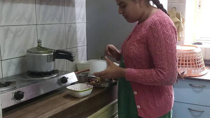 Autism Roshnee As serving her own food