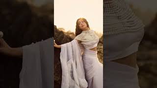 Girl Malviya Number Shaky Resimi