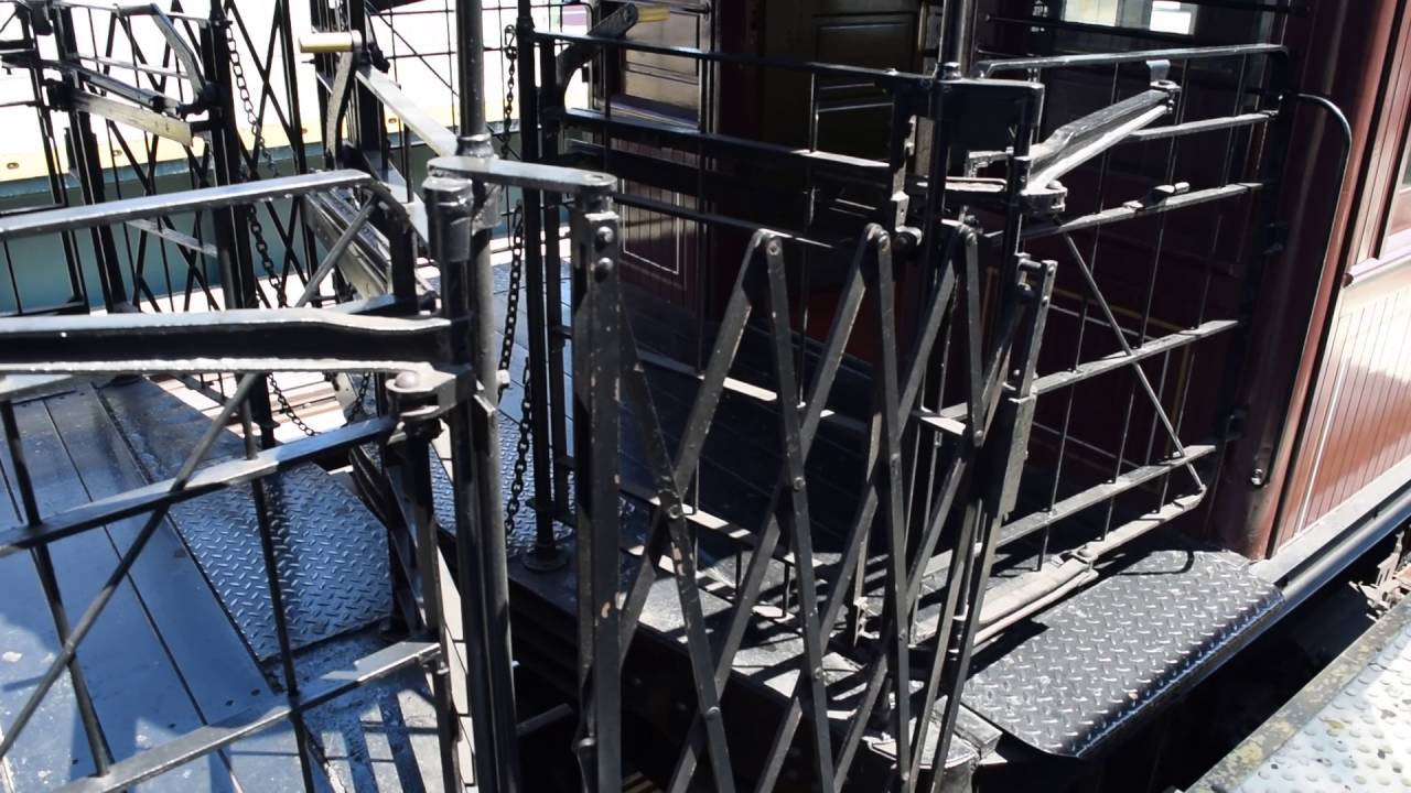 [NYTM@40] BMT Gate Cars Moving to Layup Track @ Brighton Beach