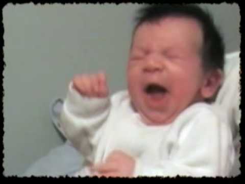 Baby Singing "Cry Baby" - Great Synchronization