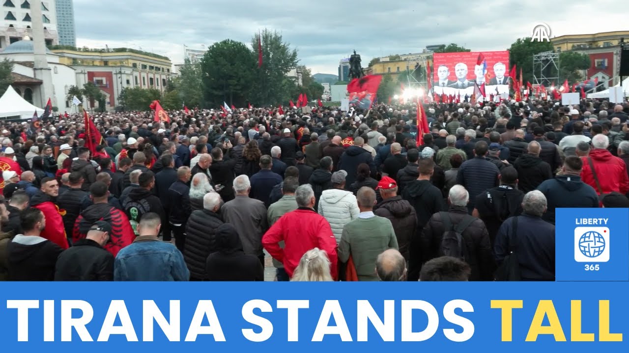 Албанцы вышли на митинг в поддержку командиров АОК, представших перед судом в Гааге | Протест «Я ...