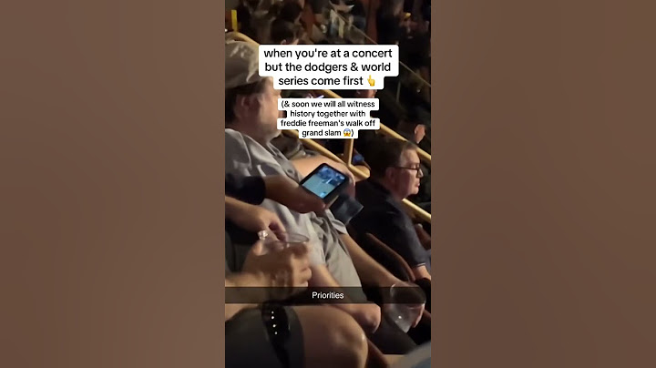 When you're at #ELO but the Dodgers come first!  #worldseries