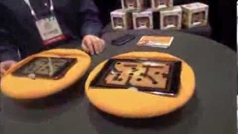 Two player Labyrinth game played on the SmartDisk toy product