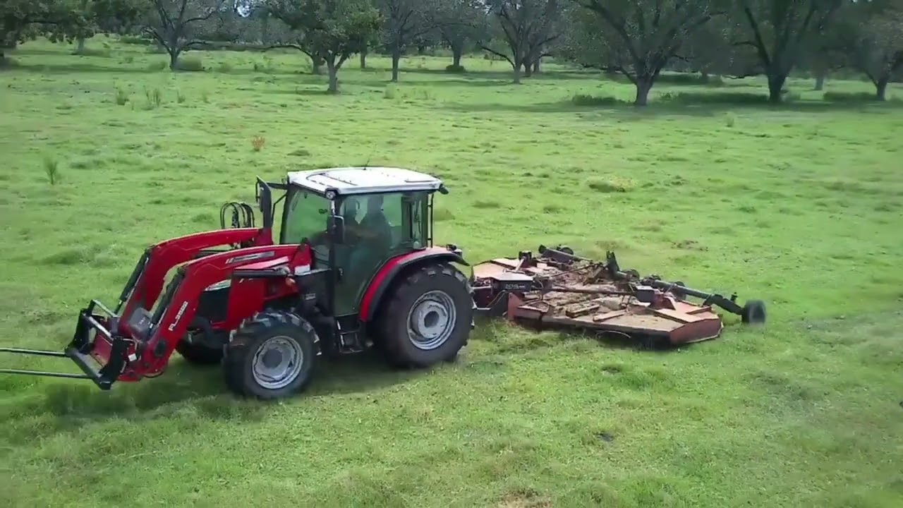 Pulling the 15ft Batwing with the Massey Ferguson 4707