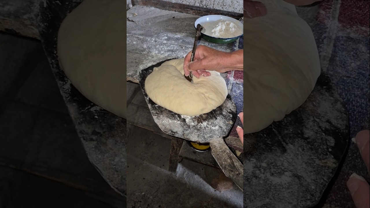 Ekşi Mayalı Köy Ekmeği🍞 #ekmek #ekşimayalıekmek #shorts #asmr #keşfet