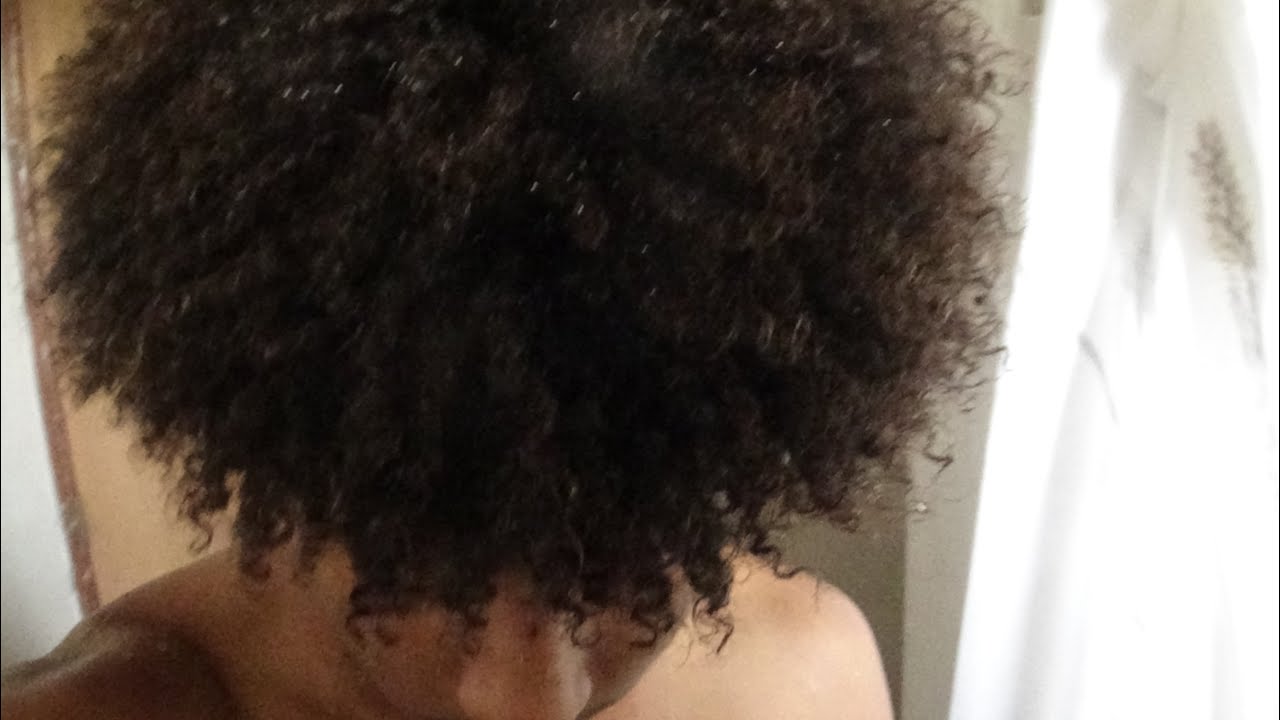 Comment avoir les cheveux curly (pour tout types de cheveux) - YouTube
