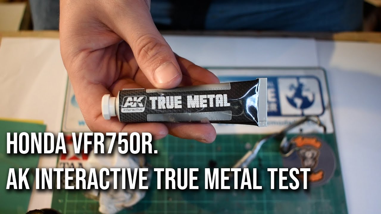 AK Interactive True Metal test - Honda VFR750R RC30.
