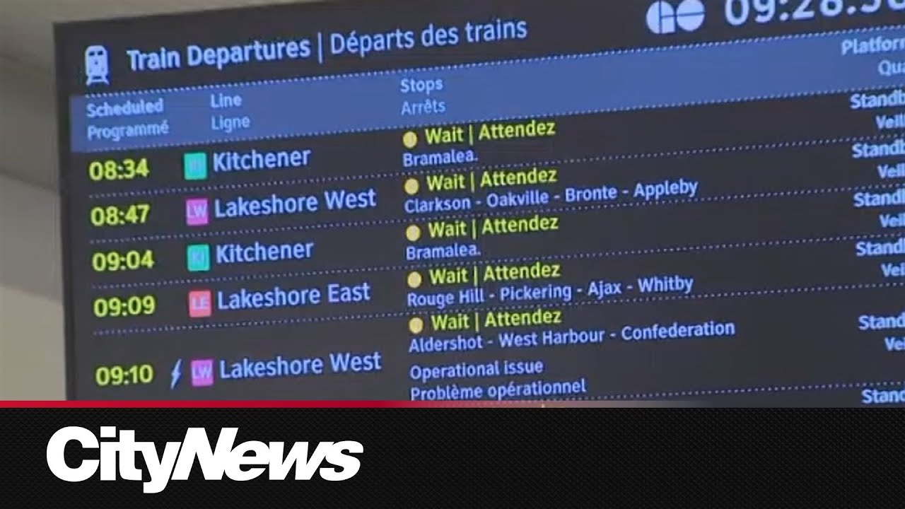 GO train 'disabled,' commuters face hours-long delays at Union Station ...