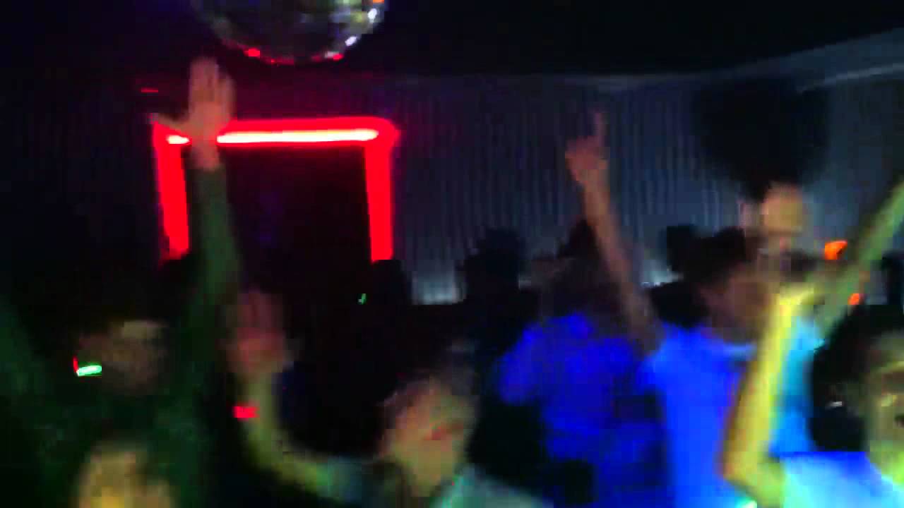 Julian Vincent rocking Club 99 Pounds, St Petersburg