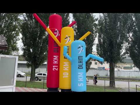 Надувні аєромени-колони 6 м для спортивного марафону, видео 1