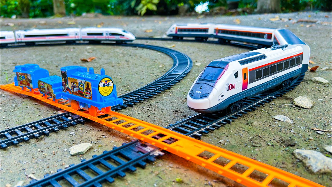 Mencari & Merakit Kereta Api Cepat Fenfa dan Train Man DS Toy | Review Mainan Langka!