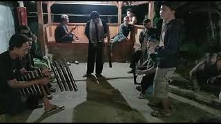 Download Lagu ngamumule budaya Sunda calung,,bari ngaronda..