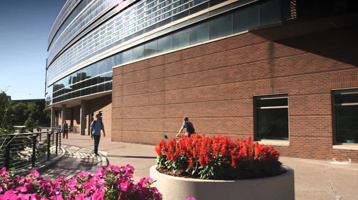 Full-Time MBA Alum Joins SalesForce - Carlson MBA