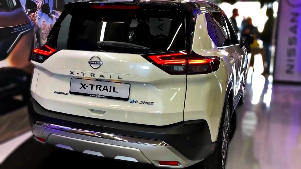 Quiet engine in town and on motorway - 2024 NISSAN X-Trail e-Power ...