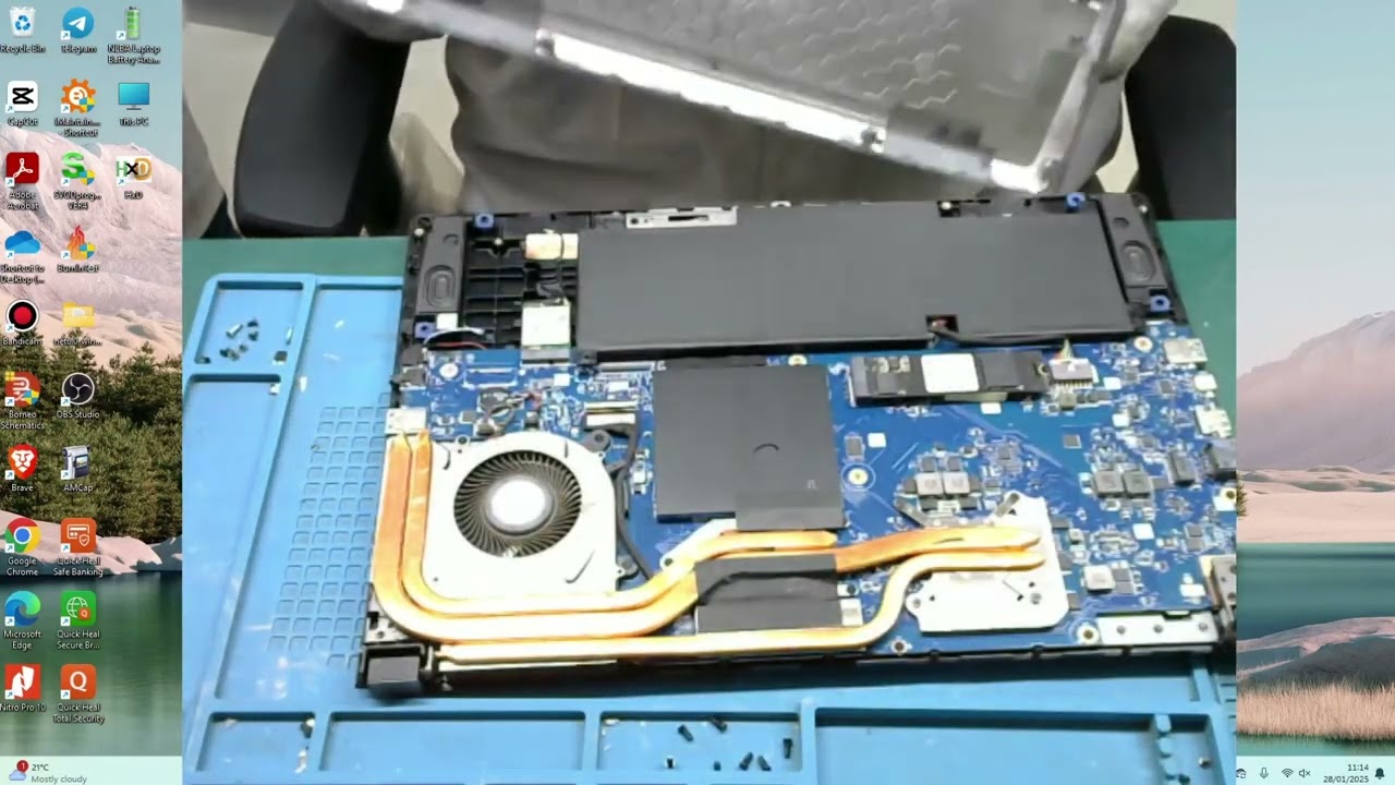 MSI CYBORG 15 A13V LAPTOP - DISSEMBLY AND RAM  UPGRADE COMPLETE GUIDE