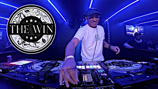 Download Lagu Guto Loureiro - Setmix 90/2000 - Ao Vivo na The Win (Blumenau - SC) MP3