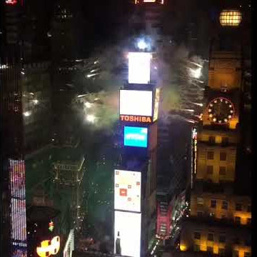 2016: Times Square Ball Drop in New York City on New Year's Eve (countdown นิวยอร์ก)