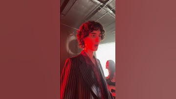 Thumbnail of this song is soooo good
