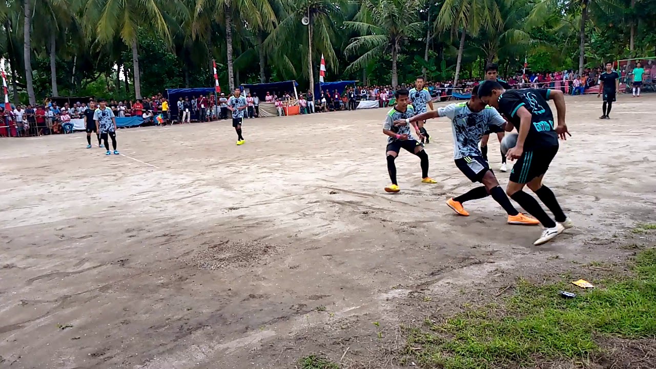 SERUUUU.  FINAL FUTSALL GMB PAGERUNGAN KECIL VS GAPUTRA PAGERUNGAN BESAR BABAK PERTAMA FULL MATCH