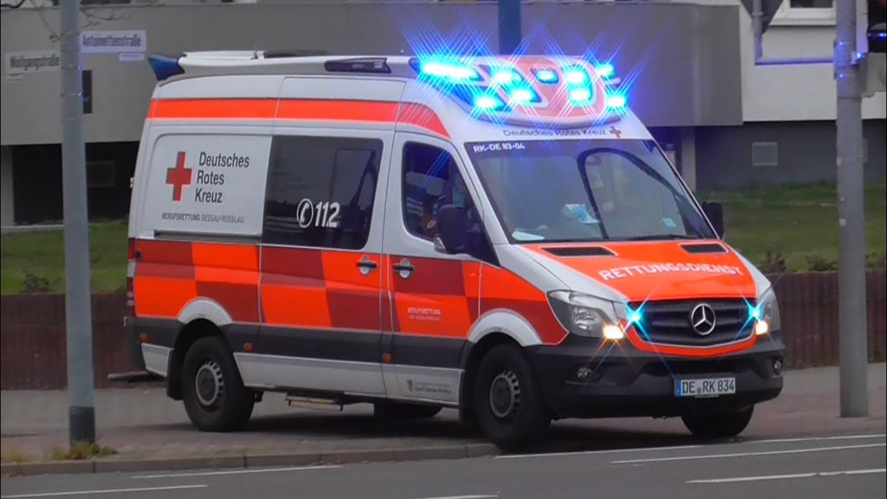 [Neues Design] RTW 4 Der Berufsrettung des DRK Dessau-Roßlau RW Dessau unterwegs ins Klinikum Dessau