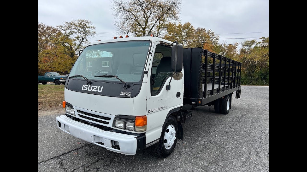2001 Isuzu NPR 18' Stake body - YouTube