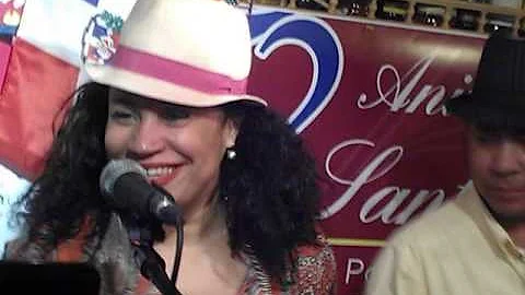 Indira Rubiera en Los Clasicos del Domingo