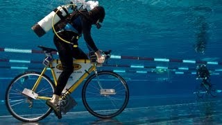 World longest underwater bicycle race with new Guinness Record