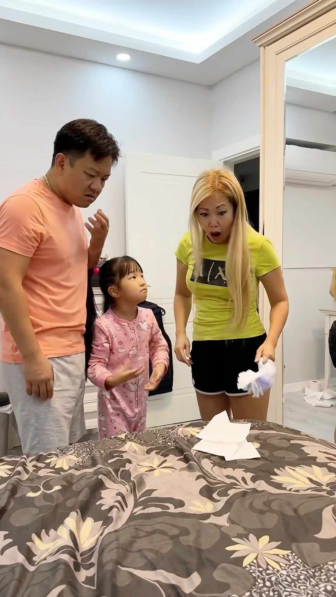 She saved dad from mom's rage ?? LeoNata family #shorts
